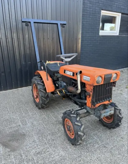Kubota B6000E