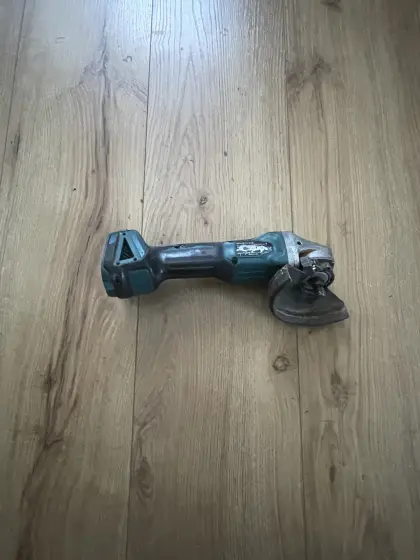 Makita DGA 504, 18 V Akku-Winkelschleifer/Flex