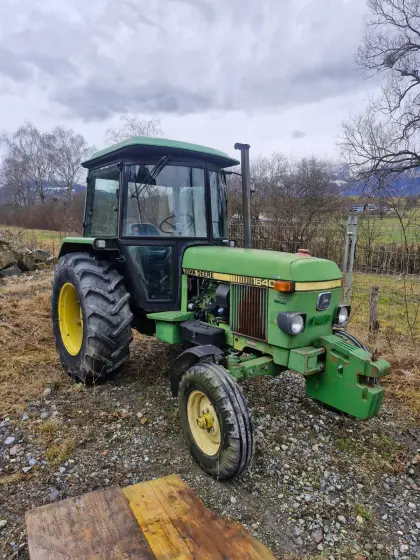 John Deere 1640