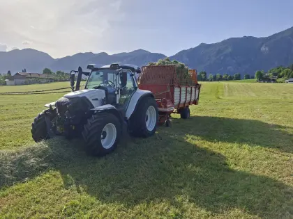 Lindner Lintrac 130