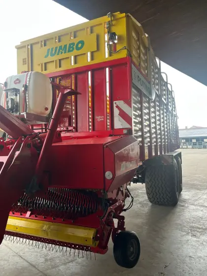 Pöttinger Jumbo Ladewagen 7210