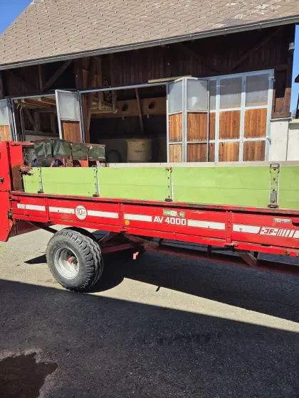 JF Miststreuer AV 4000