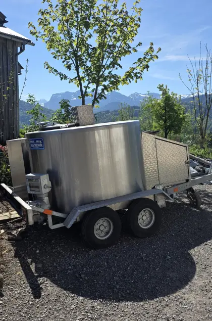 Milchtank 1.000 l