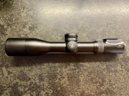 Swarovski DS Gen2