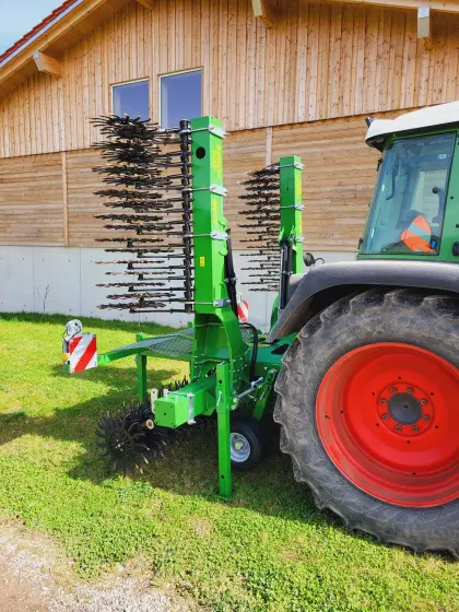 Rollhacke CFS Rotary Hoe, Pöttinger Rotocare