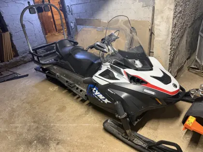 Can-Am Ski-Doo Lynx 69 Yeti 900 ACE Schneemobil