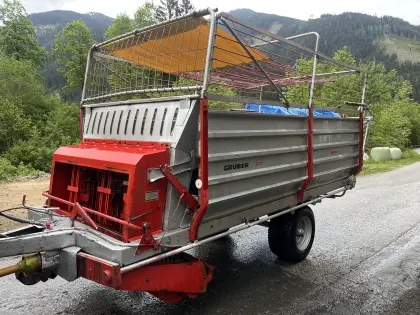 Gruber Ladewagen LH 1023