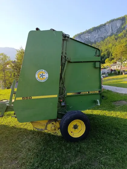 John Deere Rundballenpresse 550