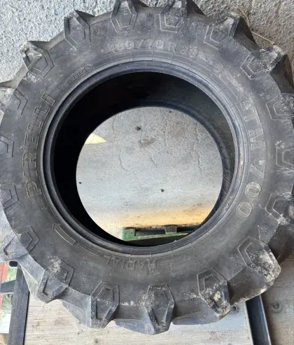 Reifen 480/70 R28