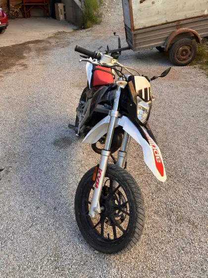 Aprilia SX 50 Supermoto