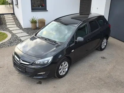 Opel Astra J 1.6 TDCI 2015