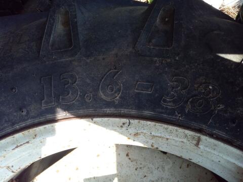 Reifen für Steyr 8080 Schmalspur