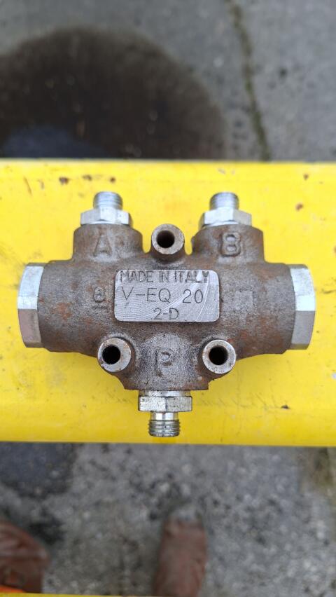 Hydr. Mengenverteiler