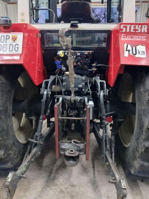 Steyr 8130 SK2