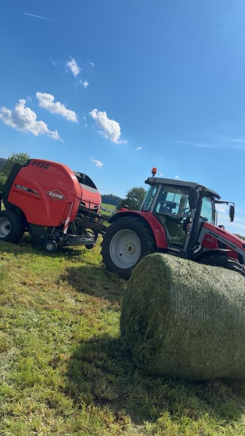 Lohnpressen, Heu, Stroh, Silage, Kuhn VB3165 OC23