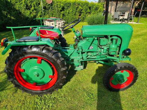 Holder Oldtimer-Traktor