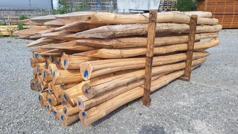 Akazienpfähle 3 m ca. Dm. 12–14 cm