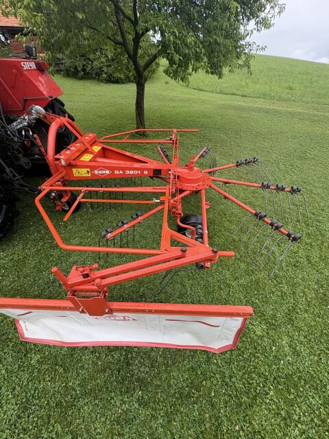 Kuhn GA 3201 G Schwader