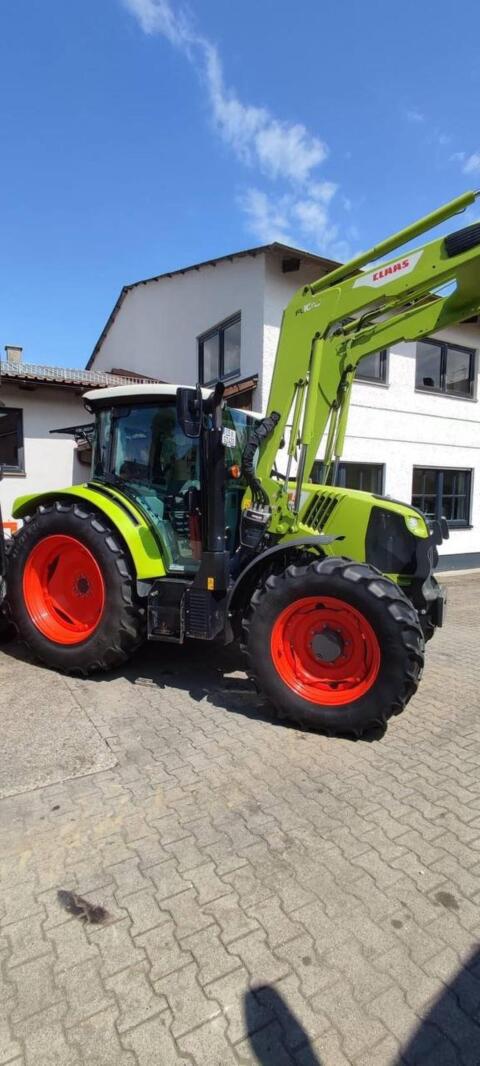 Claas Arion 420