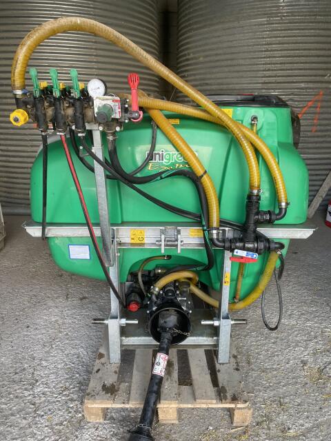 Feldspritze Unigreen 600 l 9/10 m