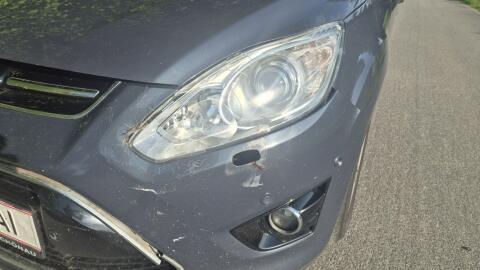 Suche Scheinwerfer Ford Grand C-Max li.