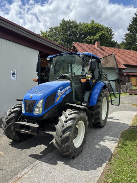 E.P, New Holland T4.75 Powerstar
