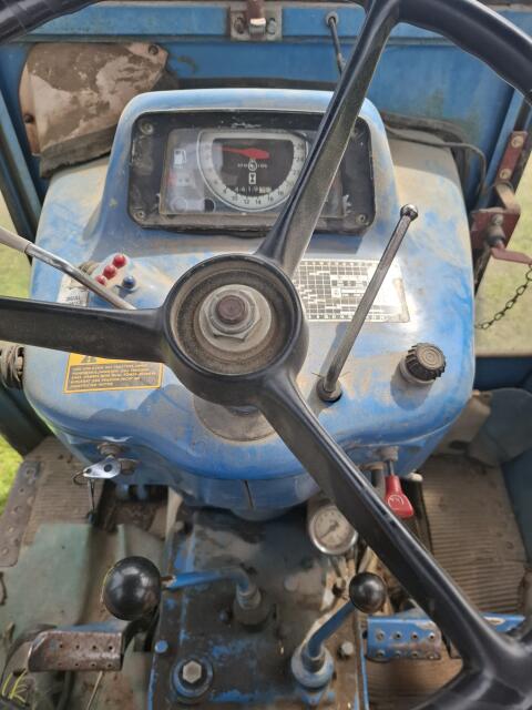 Ford 5600