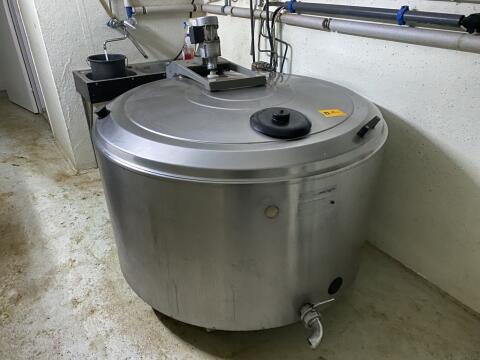 Milchtank Alfa Laval 800 l