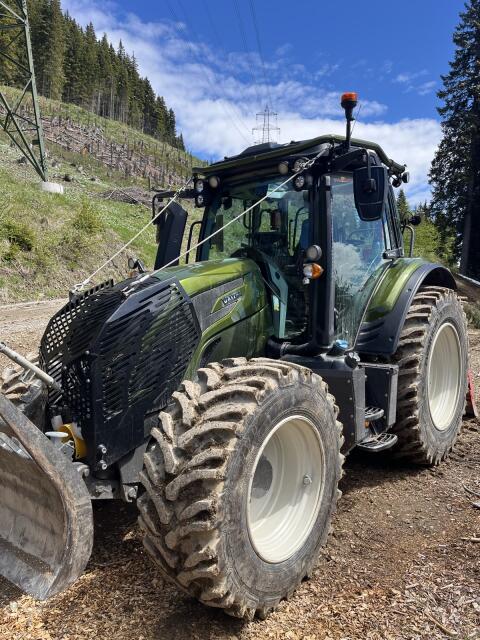 Valtra N 155EA