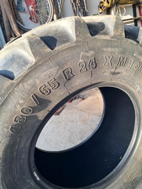 Reifen 480/65R24