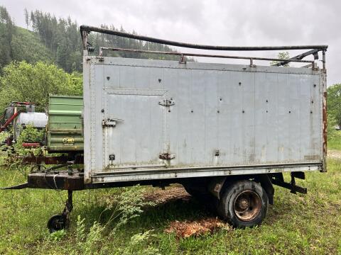 Viehanhänger Traktor