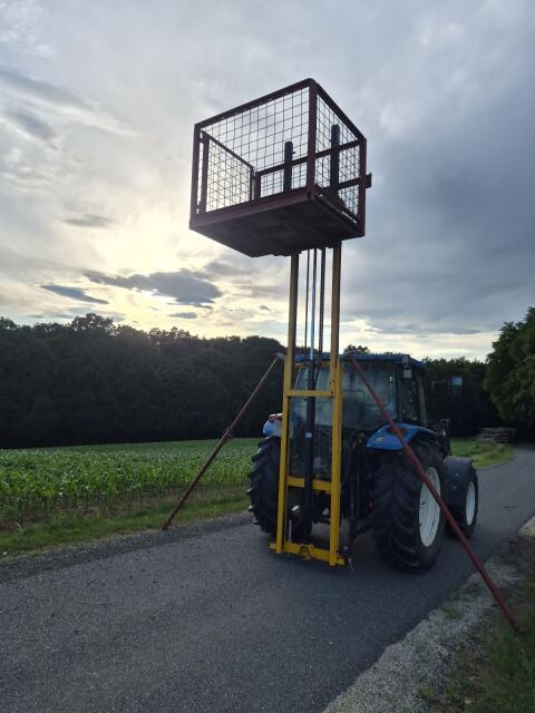 Heckstapler mit Arbeitskorb, Hubmast für Traktor