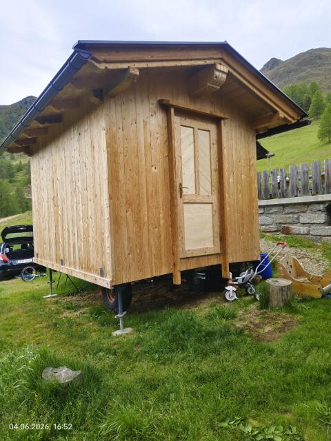 Hütte