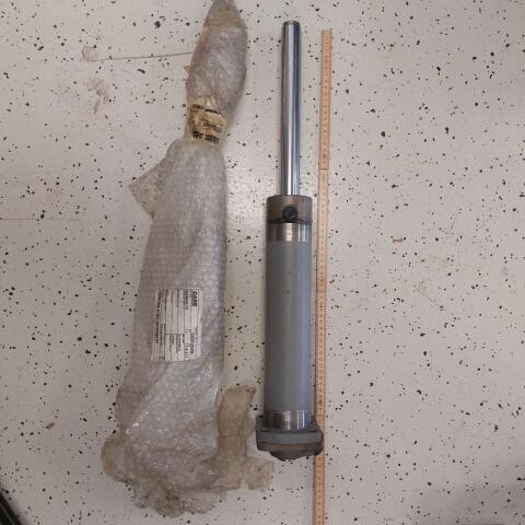 Steyr 9000 Case CS Lenkzylinder Ognibene