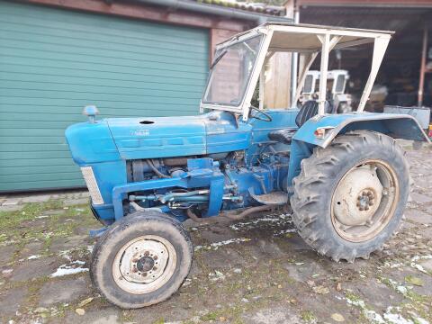 Ford Dexta 2000