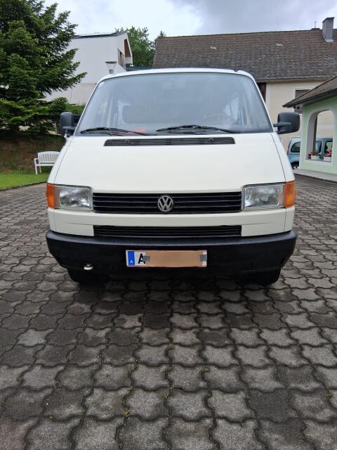 Volkswagen VW Bus Diesel 70D Kombi