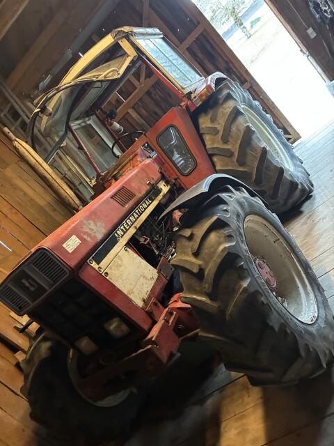 IHC 744 AS Case Traktor Allrad Oldtimer IHC 744 AS