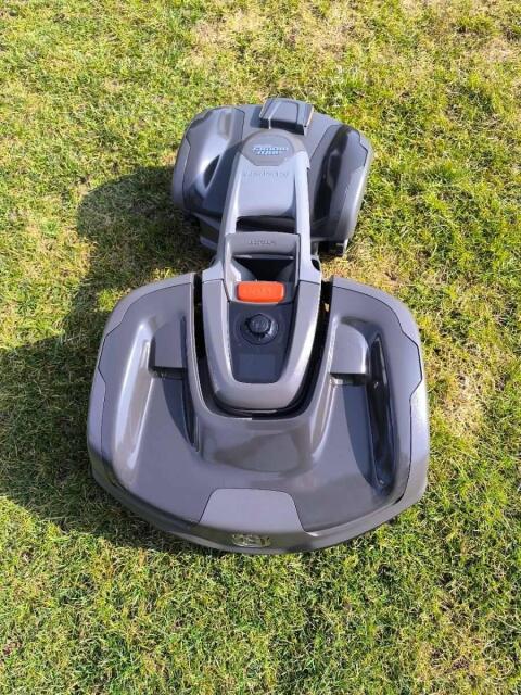 Husqvarna Automower 435X AWD