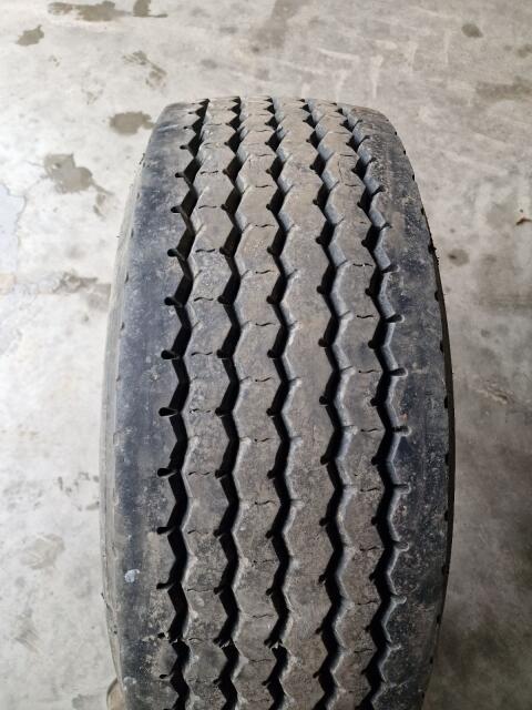 Reifen 385/65 R22,5 LKW und Anhänger