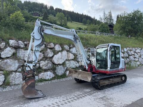 Takeuchi TB175 Powertilt