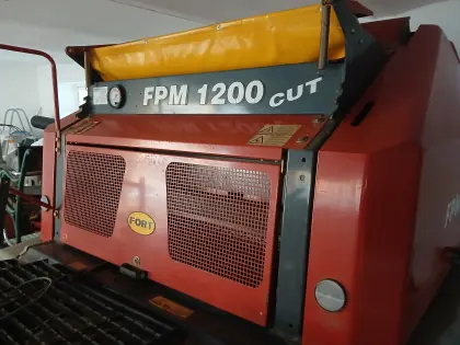 Rundballenpresse Fort FPM 1.200 Cut