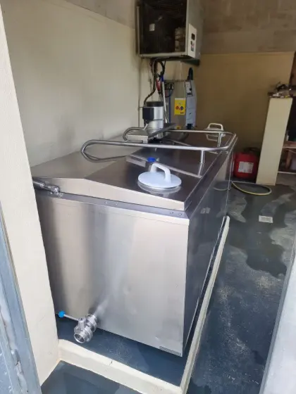Westfalia Milchtank 850 l mit Kühlung