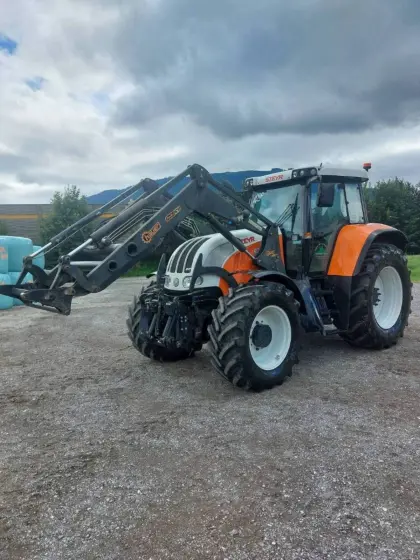Steyr 6145 mit Hauer POMC 150