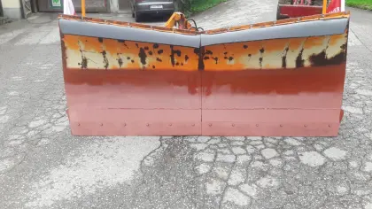 Verkaufe Kahlbacher Schneepflug DS 240