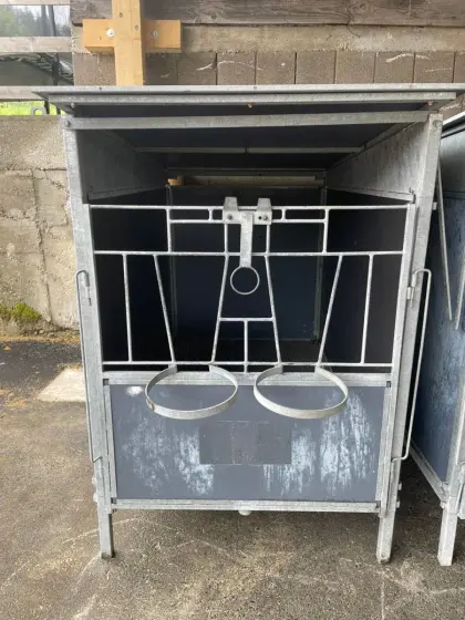 Kälberbox PATURA Kälber-Auto MAXI mit Dach