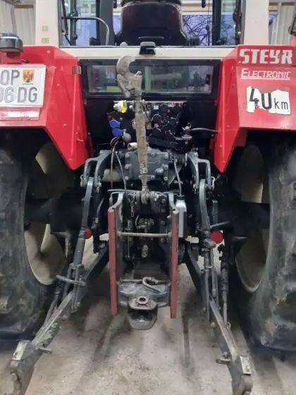 Steyr 8130 SK2