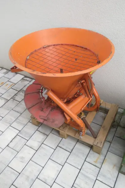Holder Fräse, Pflug, Grubber, Streuer