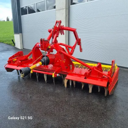 Pöttinger Kreiselegge Lion 301