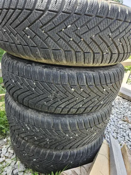 4 Stk. Vredestein Winterreifen mit Alufelgen