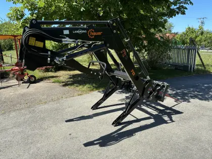 Hauer Frontlader POM R70